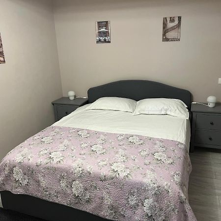 Azza Aparthotel Bükreş Dış mekan fotoğraf