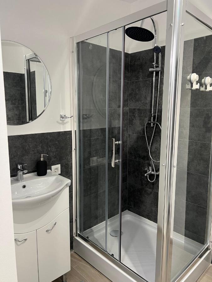 Azza Aparthotel Bükreş Dış mekan fotoğraf