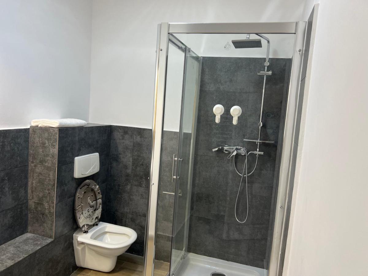 Azza Aparthotel Bükreş Dış mekan fotoğraf